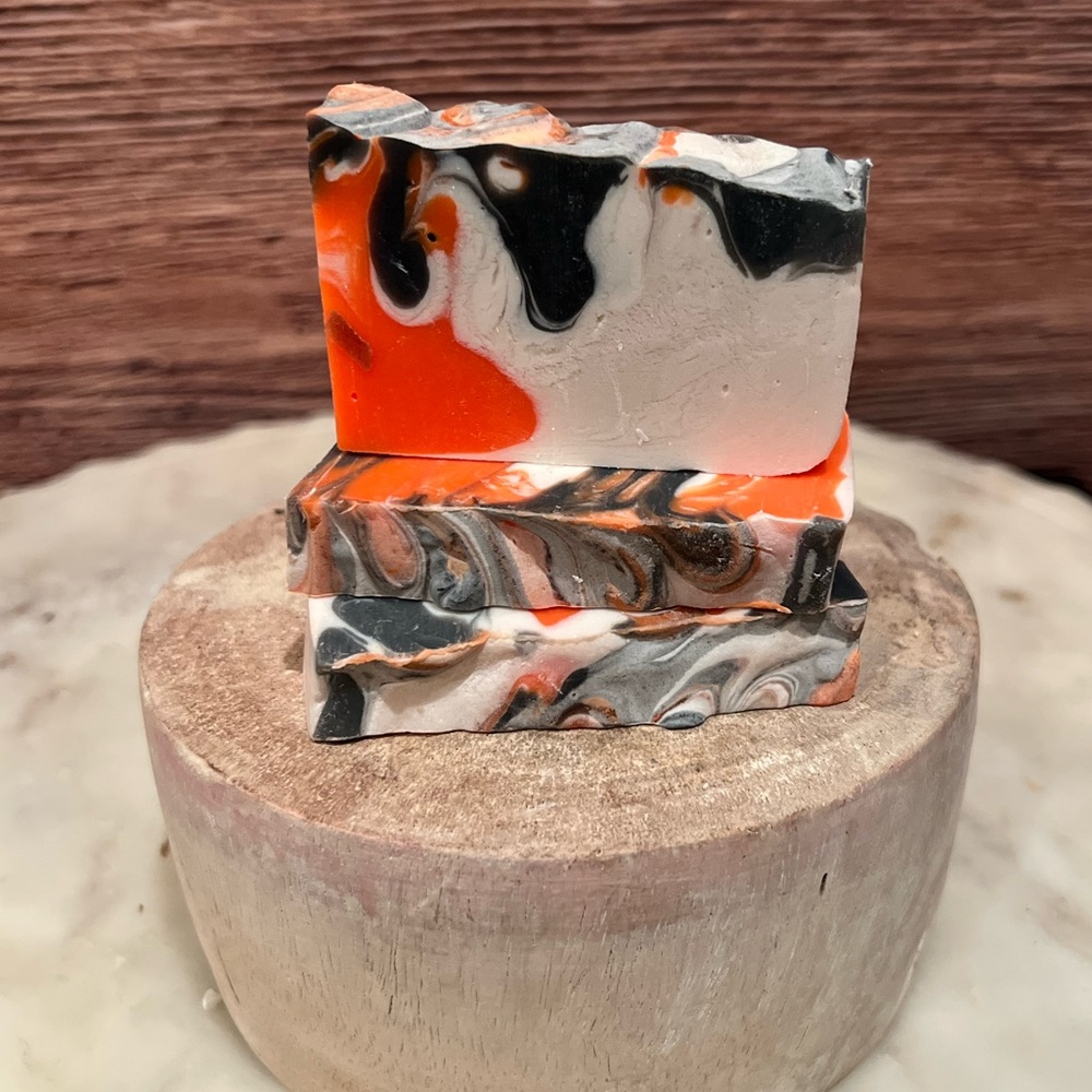 ARTISANAL HANDMADE SOAP - Picture 4 of 12